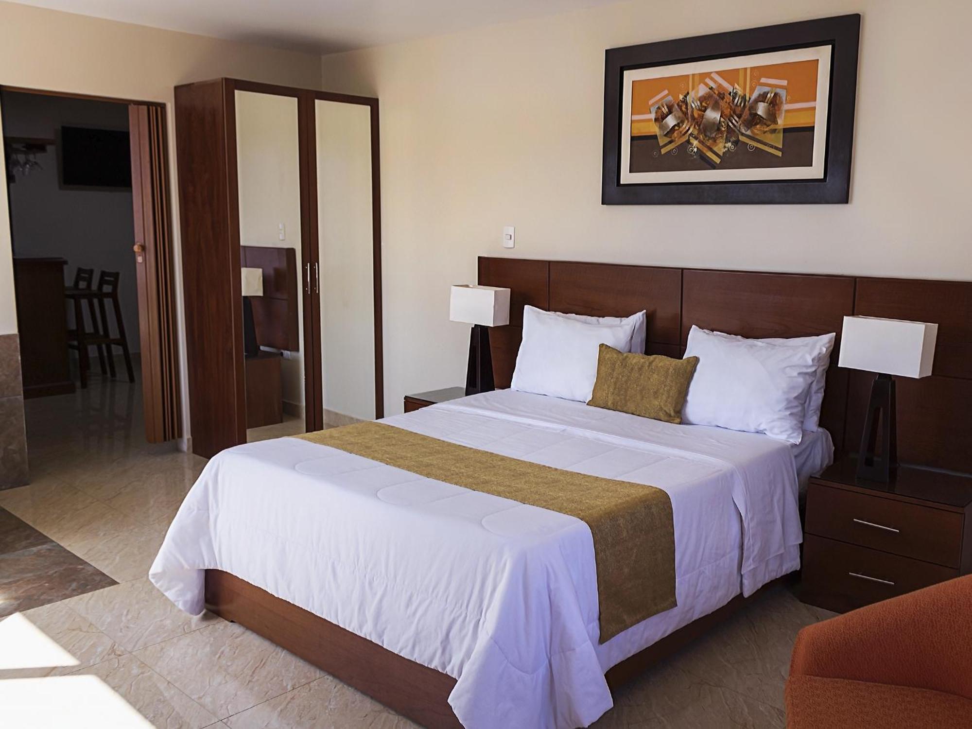 Riosol Tarapoto Hotel エクステリア 写真